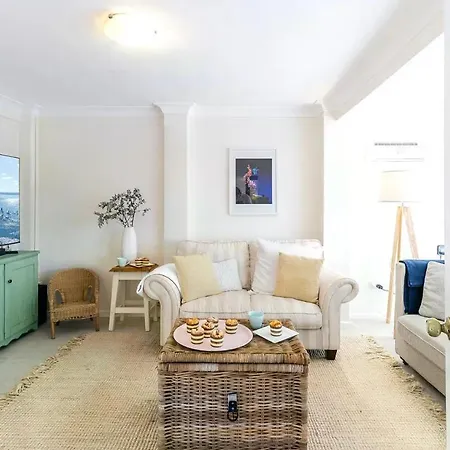 Entire Nelson Bay Home Walk To The Beach And Town Centre Exterior photo